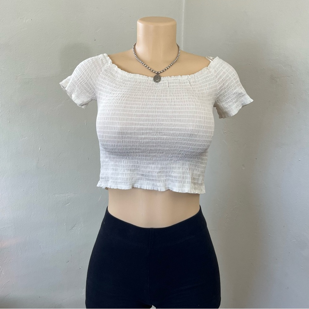 Forever 21 White Textured Crop Top